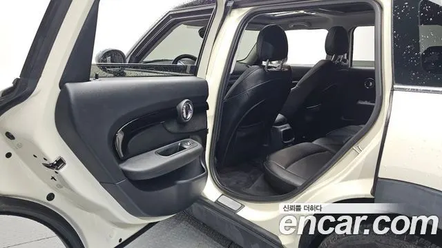 MINI COOPER CLUBMAN 2016 — 60 143 км, белый-перламутр, Корея — под ключ — фото 12