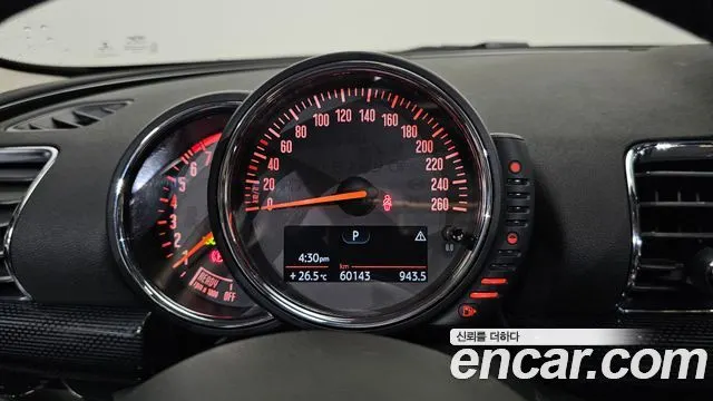 MINI COOPER CLUBMAN 2016 — 60 143 км, белый-перламутр, Корея — под ключ — фото 8