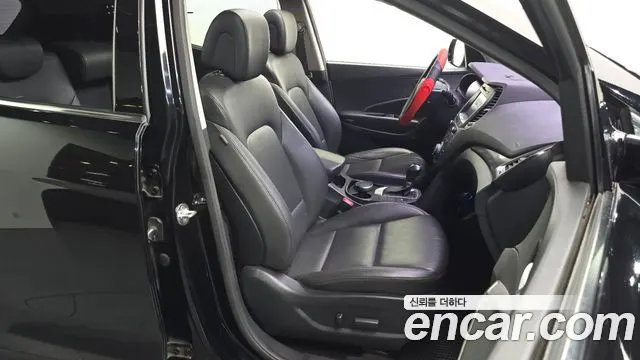 HYUNDAI SANTA FE 2016 — 92 393 км, чёрный, Корея — под ключ — фото 12