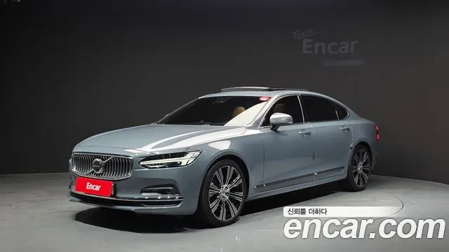 VOLVO S90 2023 — 33 535 км, серебристо-серый, Корея — под ключ — фото 1