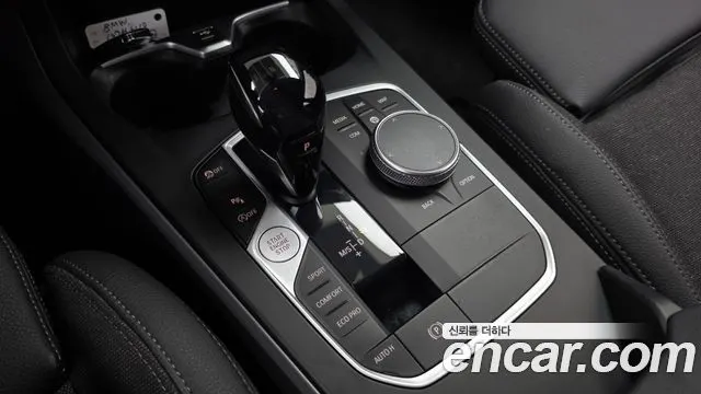BMW 1 SERIES 2021 — 45 314 км, белый, Корея — под ключ — фото 9