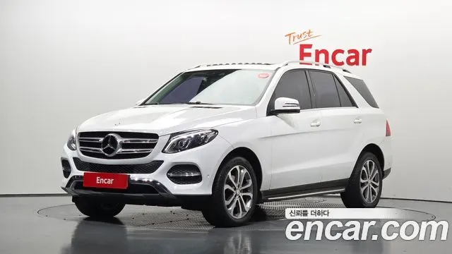 MERCEDES-BENZ GLE-CLASS W166 2016
