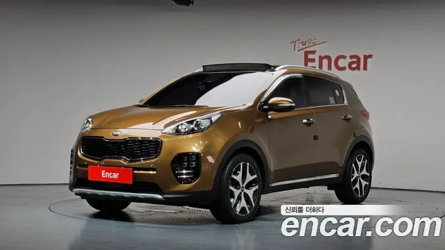 KIA SPORTAGE 2016 — 78 831 км, коричневый, Корея — под ключ — фото 1