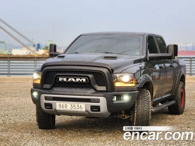 DODGE RAM PICKUP 2017 — 61 000 км, чёрный, Корея — под ключ — фото 3