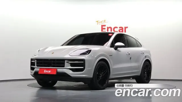 PORSCHE CAYENNE 2024 — 55 760 км, серебристо-серый, Корея — под ключ — фото 1