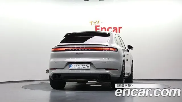 PORSCHE CAYENNE 2024 — 55 760 км, серебристо-серый, Корея — под ключ — фото 4