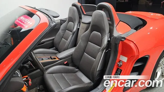 PORSCHE 718 BOXSTER 2017 — 81 316 км, оранжевый, Корея — под ключ — фото 11