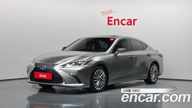 LEXUS ES300H 2021 — 64 832 км, светло-золотистый, Корея — под ключ — фото 1