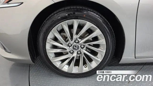 LEXUS ES300H 2021 — 64 832 км, светло-золотистый, Корея — под ключ — фото 5