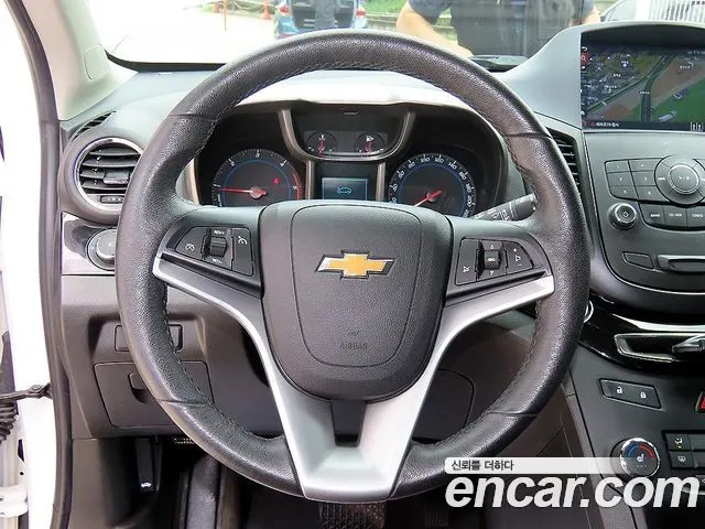CHEVROLET ORLANDO 2018 — 111 893 км, белый, Корея — под ключ — фото 8