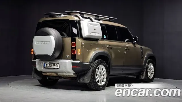 LAND ROVER DEFENDER 2020 — 42 967 км, светло-золотистый, Корея — под ключ — фото 2