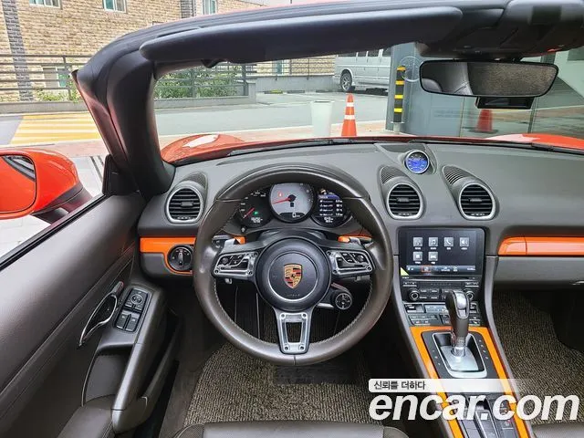 PORSCHE 718 BOXSTER 2017 — 81 315 км, оранжевый, Корея — под ключ — фото 6