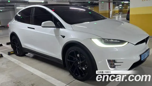 TESLA MODEL X 2019 — 133 000 км, белый, Корея — под ключ — фото 1