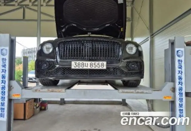 BENTLEY FLYING SPUR — из Кореи под ключ