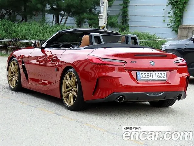 BMW Z4 2021 — 18 000 км, красный, Корея — под ключ — фото 2