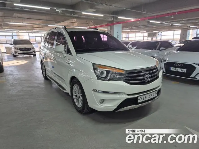 KGM KORANDO TURISMO 2014