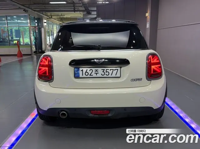 MINI COOPER 2020 — 82 604 км, белый-перламутр, Корея — под ключ — фото 4