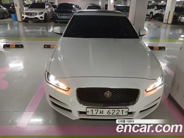 JAGUAR XE 2018 — 48 466 км, белый, Корея — под ключ — фото 11