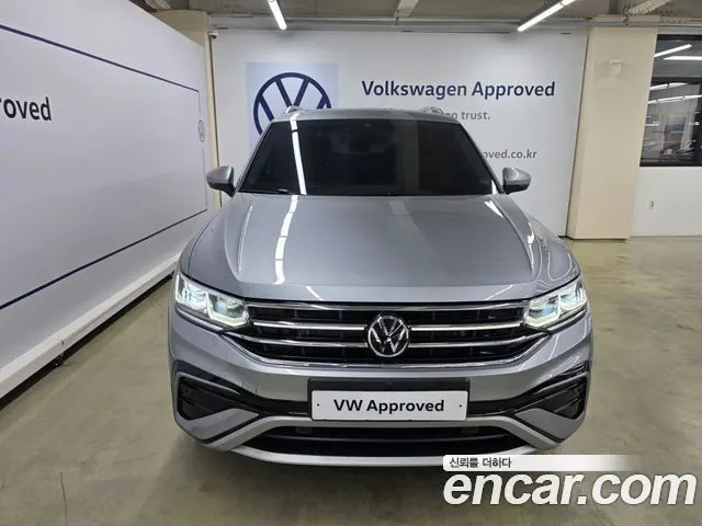 VOLKSWAGEN TIGUAN ALLSPACE 2024 — 13 263 км, серебристо-серый, Корея — под ключ — фото 3