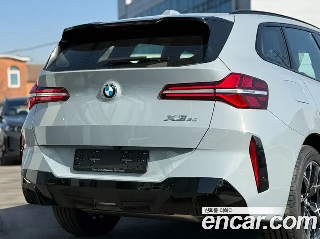 BMW X3 2026 — 5 400 км, серебристо-серый, Корея — под ключ — фото 7