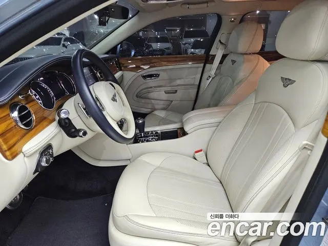 BENTLEY MULSANNE 2017 — 64 500 км, голубой, Корея — под ключ — фото 6
