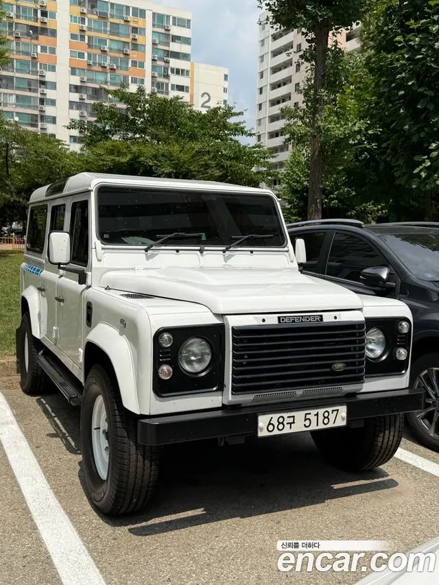 LAND ROVER DEFENDER 2012 — 110 000 км, белый, Корея — под ключ — фото 4