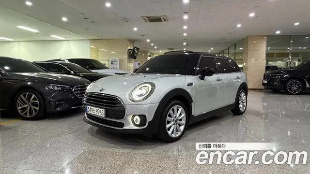 MINI COOPER CLUBMAN 2021