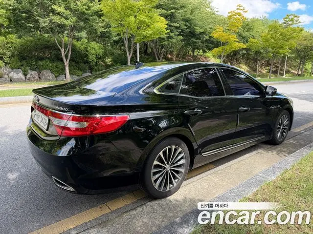 HYUNDAI GRANDEUR 2014 — 115 669 км, чёрный, Корея — под ключ — фото 2