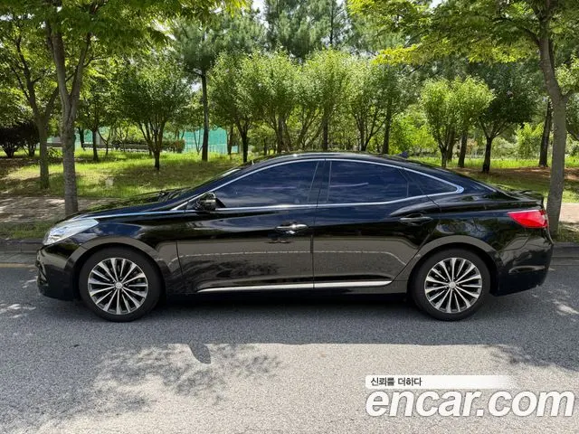 HYUNDAI GRANDEUR 2014 — 115 669 км, чёрный, Корея — под ключ — фото 5