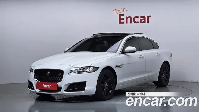 JAGUAR XF 2017