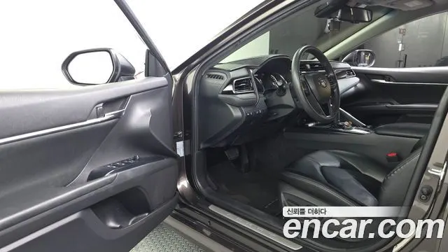 TOYOTA CAMRY 2019 — 152 653 км, бежевый, Корея — под ключ — фото 10