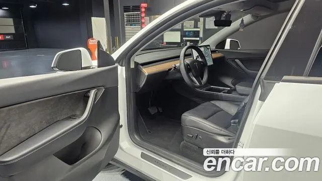TESLA MODEL Y 2021 — 44 234 км, белый, Корея — под ключ — фото 10