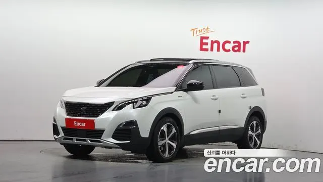 PEUGEOT 5008 2018