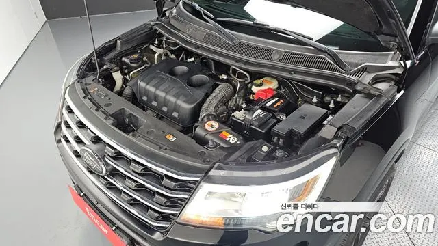 FORD EXPLORER 2017 — 141 515 км, чёрный, Корея — под ключ — фото 6