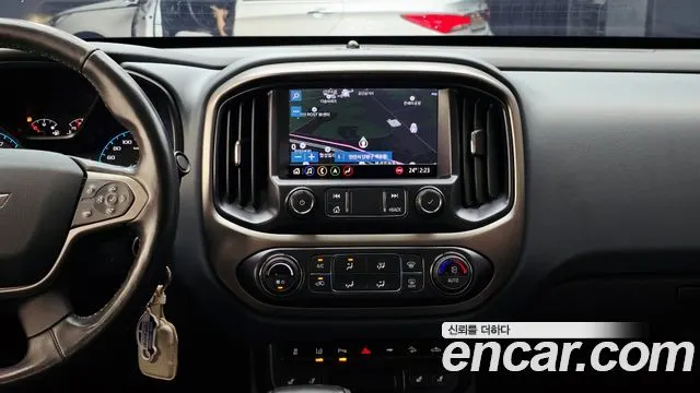 CHEVROLET REAL NEW COLORADO 2021 — 64 401 км, серебристо-серый, Корея — под ключ — фото 12