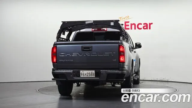 CHEVROLET REAL NEW COLORADO 2021 — 64 401 км, серебристо-серый, Корея — под ключ — фото 4
