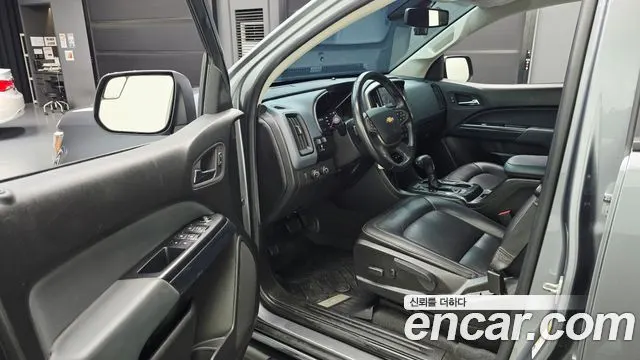 CHEVROLET REAL NEW COLORADO 2021 — 64 401 км, серебристо-серый, Корея — под ключ — фото 10