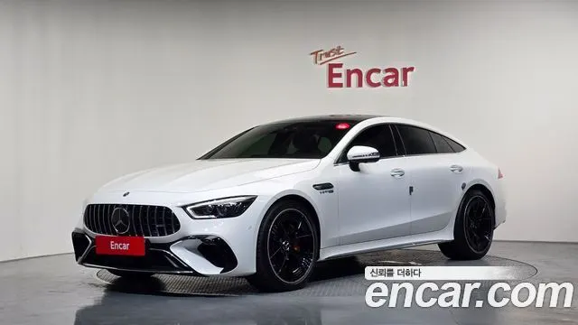 MERCEDES-BENZ AMG GT 2023