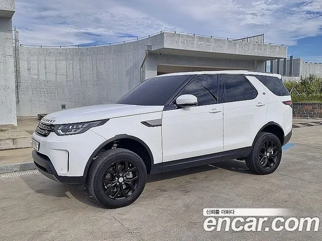 LAND ROVER DISCOVERY 5 2019 — 68 031 км, белый, Корея — под ключ — фото 2