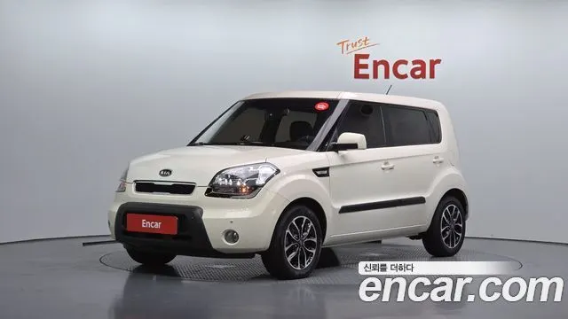 KIA SOUL 2011 — 65 185 км, белый-перламутр, Корея — под ключ — фото 1