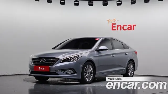 HYUNDAI SONATA 2016 — 114 593 км, светло-серебристый, Корея — под ключ — фото 1