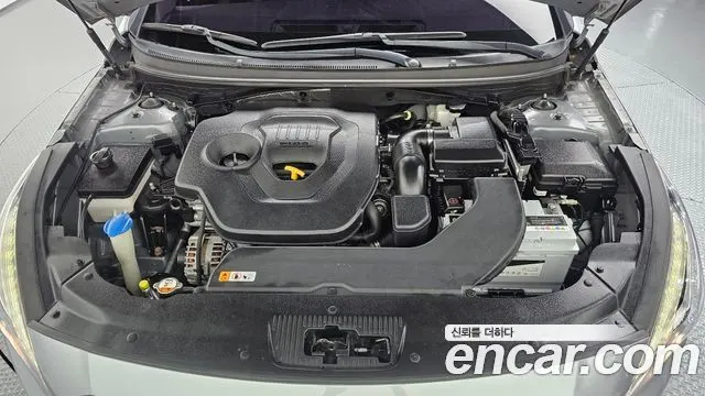 HYUNDAI SONATA 2016 — 114 593 км, светло-серебристый, Корея — под ключ — фото 6