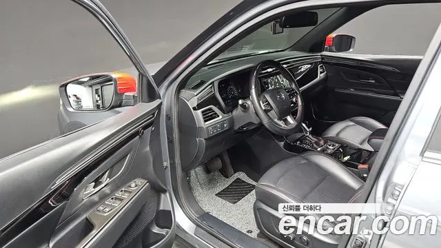 KGM BEAUTIFUL KORANDO 2021 — 81 653 км, серебристо-серый, Корея — под ключ — фото 12