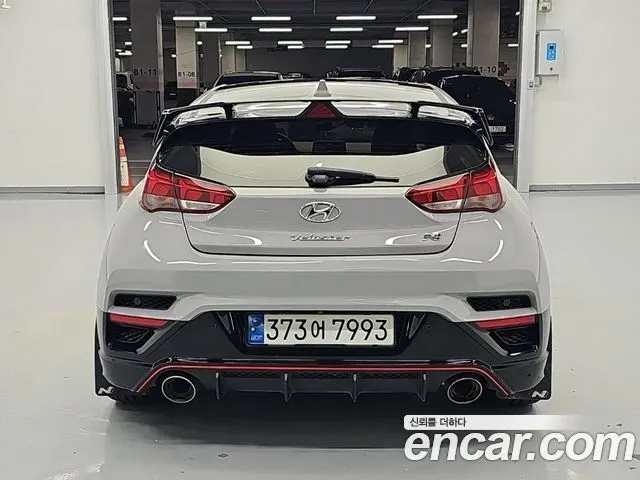HYUNDAI VELOSTER 2021 — 125 430 км, серебристо-серый, Корея — под ключ — фото 4