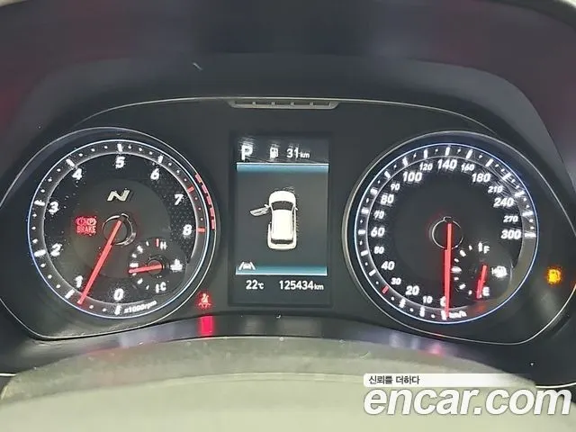 HYUNDAI VELOSTER 2021 — 125 430 км, серебристо-серый, Корея — под ключ — фото 5