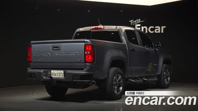 CHEVROLET REAL NEW COLORADO 2022 — 47 300 км, серебристо-серый, Корея — под ключ — фото 2