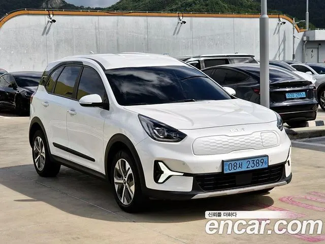KIA NIRO PLUS 2024