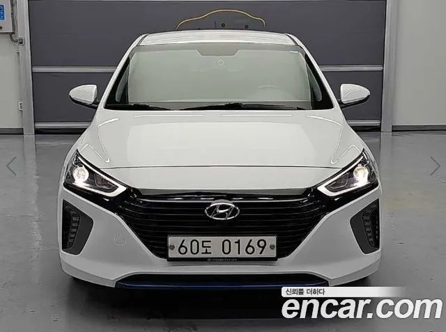 HYUNDAI IONIQ HYBRID 2016 — 191 270 км, белый, Корея — под ключ — фото 2