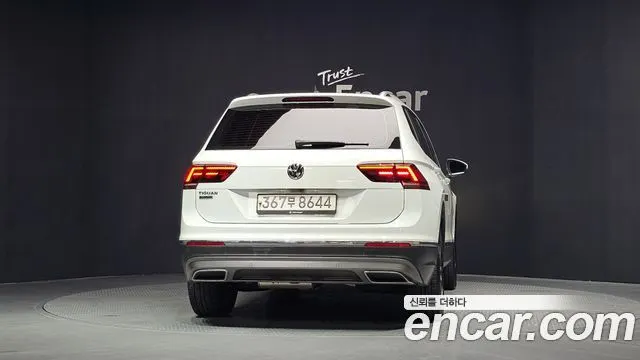 VOLKSWAGEN TIGUAN ALLSPACE 2020 — 155 221 км, белый, Корея — под ключ — фото 4