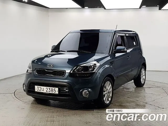 KIA SOUL 2012 — 84 000 км, тёмно-зелёный, Корея — под ключ — фото 1